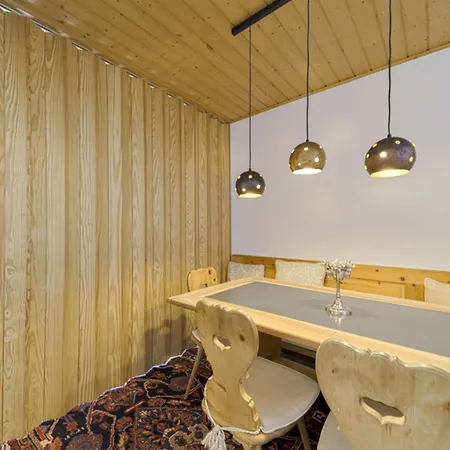Chesa Clus - Apartment Zuoz